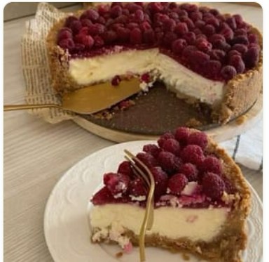 Tarta de queso con frambuesas